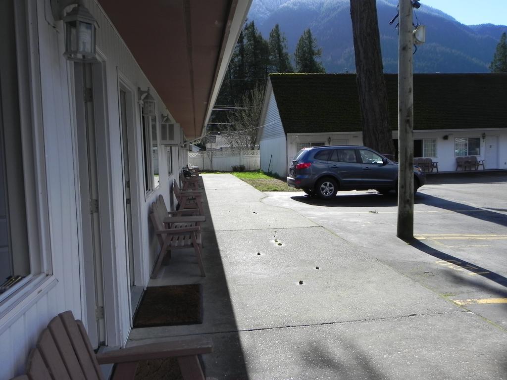 Skagit Motel Hope Εξωτερικό φωτογραφία