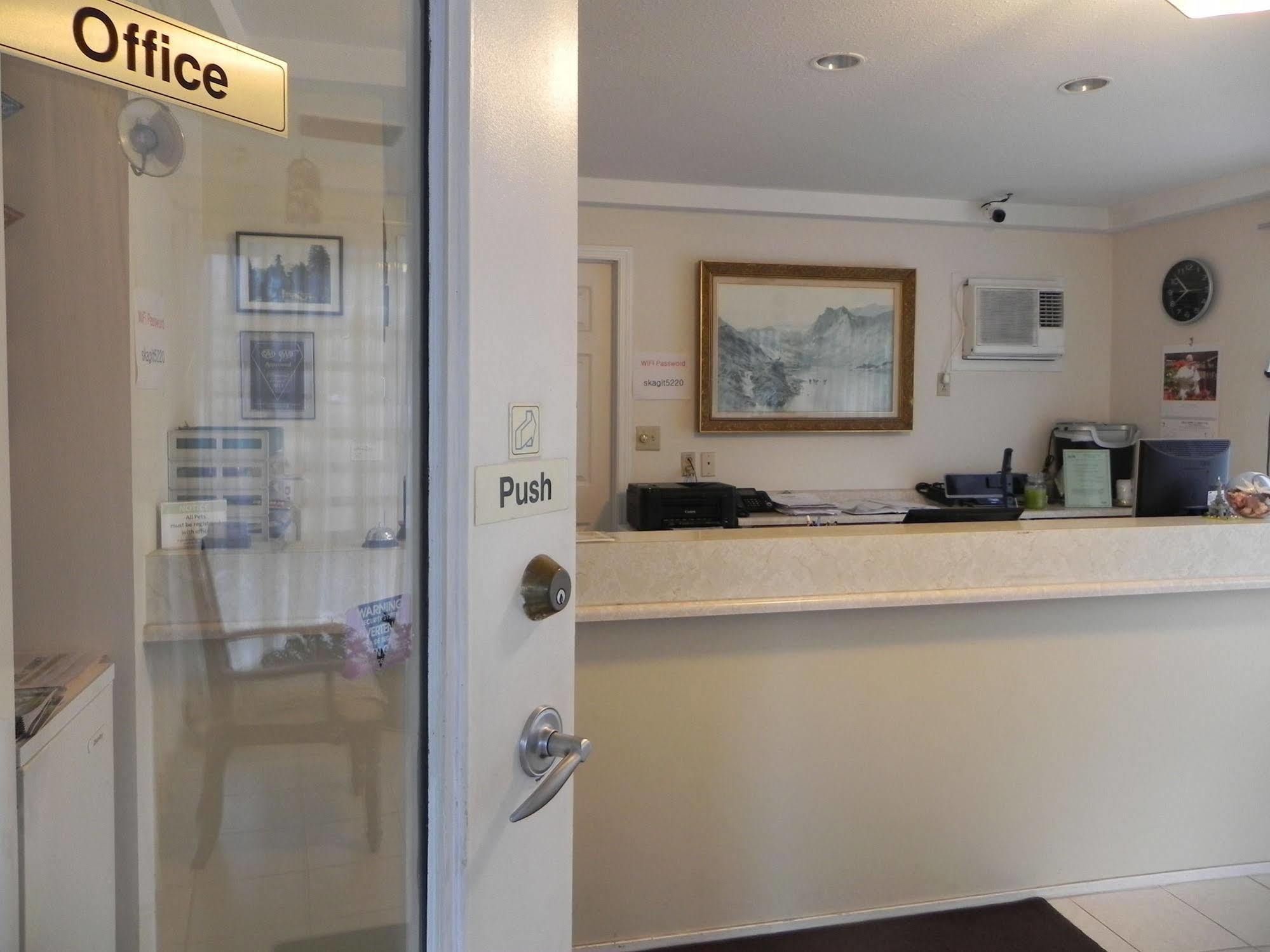 Skagit Motel Hope Εξωτερικό φωτογραφία
